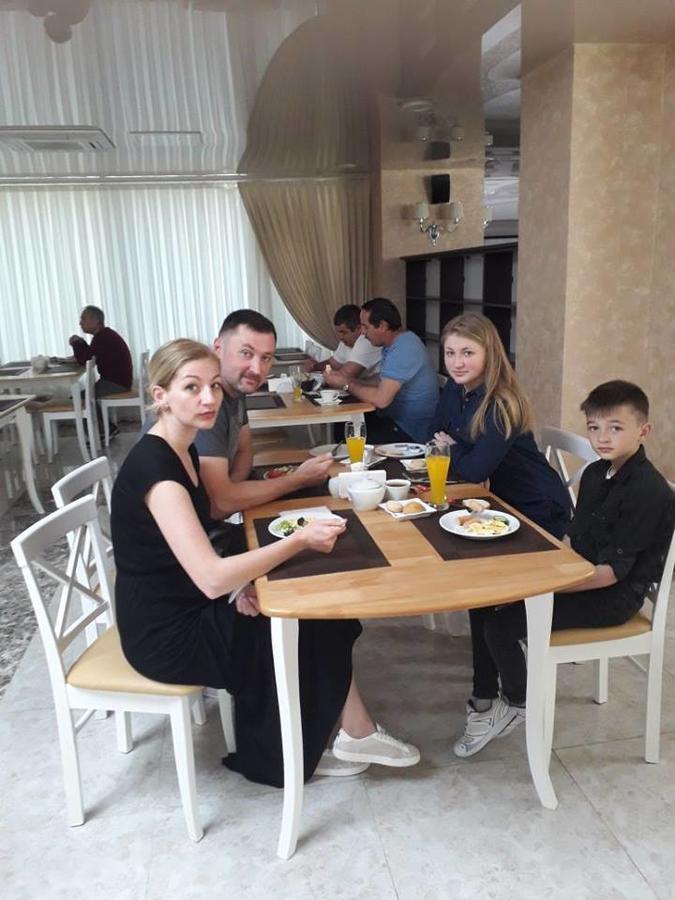 Continent Hotel Baku Eksteriør billede