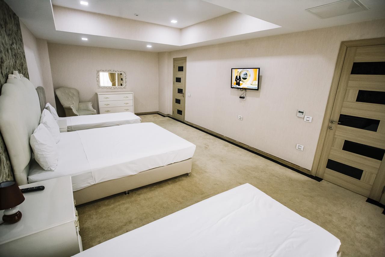 Continent Hotel Baku Eksteriør billede