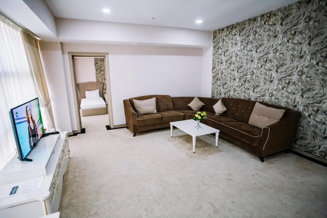 Continent Hotel Baku Eksteriør billede